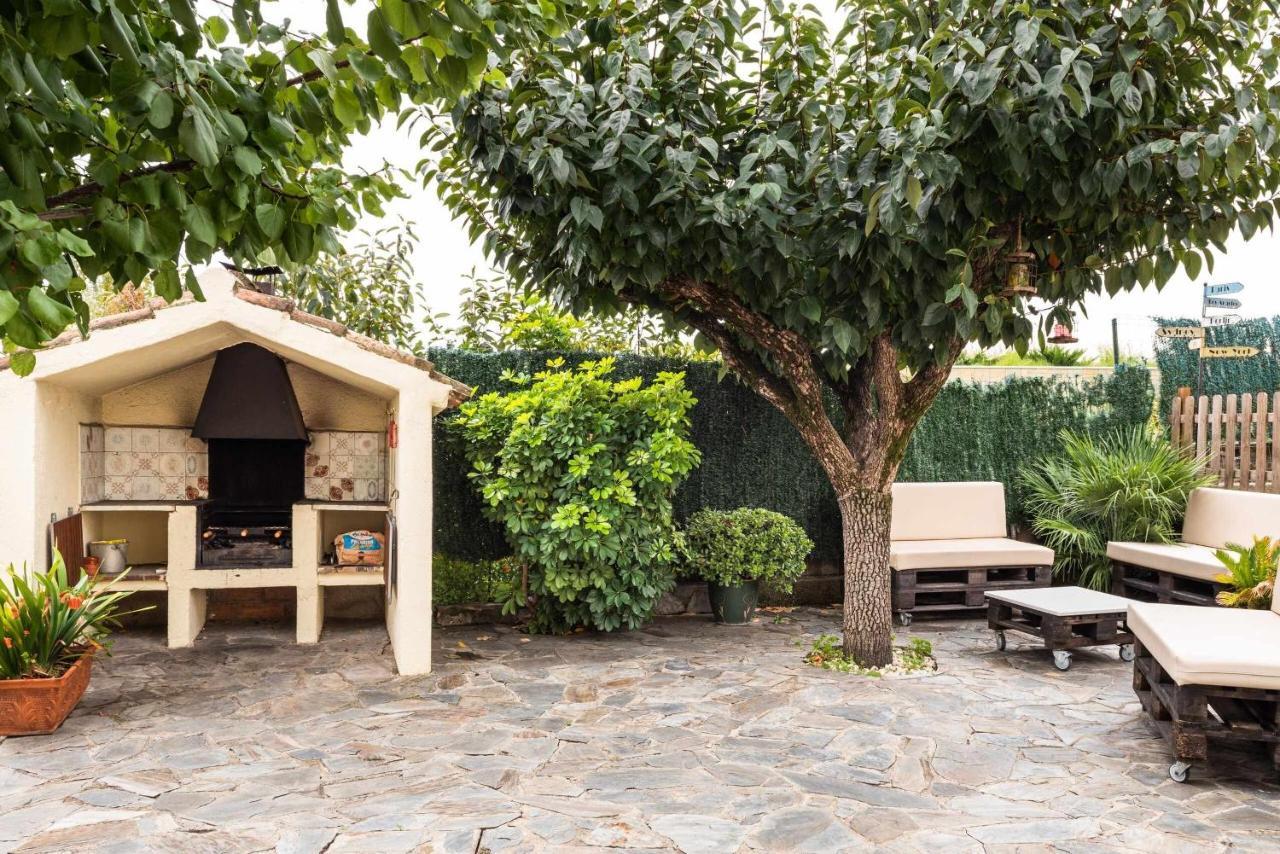 Masia Can Tramontana Guest House Tiana Luaran gambar
